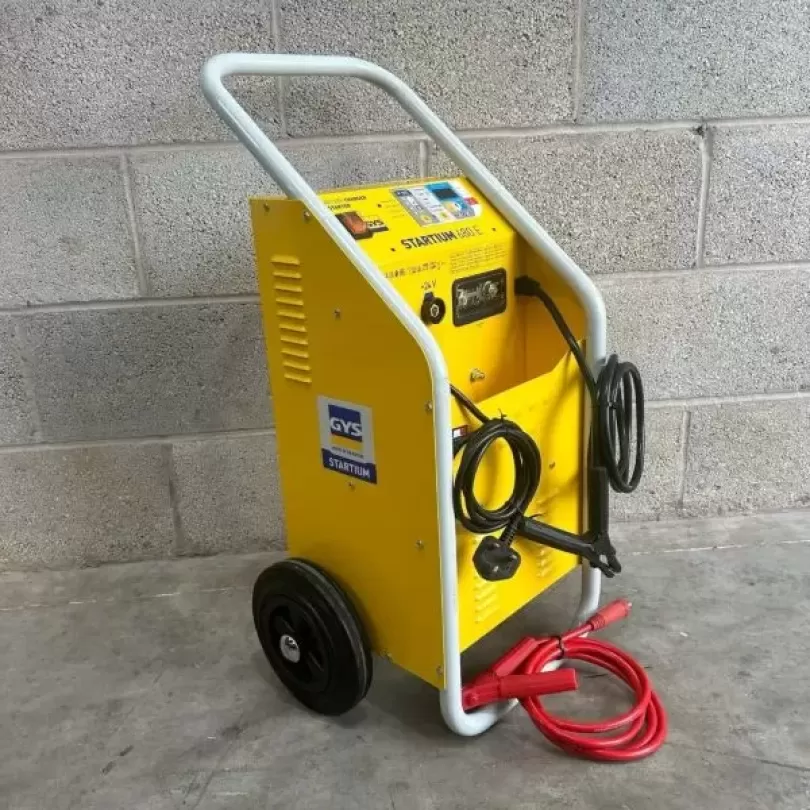Thiết bị nạp ắc quy và khởi động đề 12-24V/45A/550A (phụ hồi sunfat hóa,kiểm soát quá trình sạc...) STARTIUM 680E